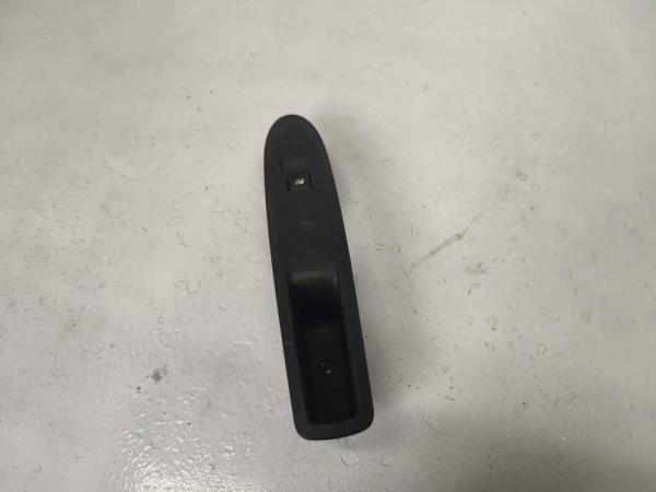 BOUTON LEVE VITRE DROIT CITROEN - Vue 1